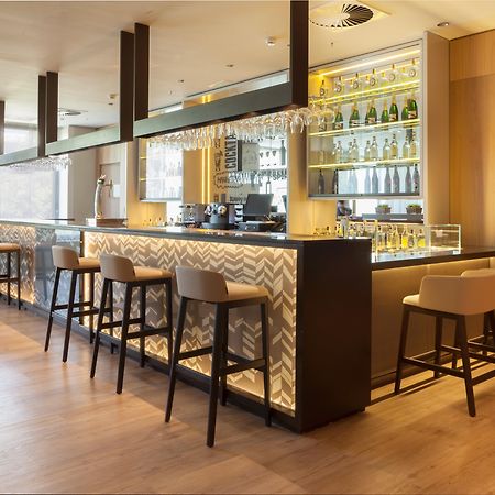 Ac Hotel Diagonal L'Illa By Marriott Barselona Dış mekan fotoğraf