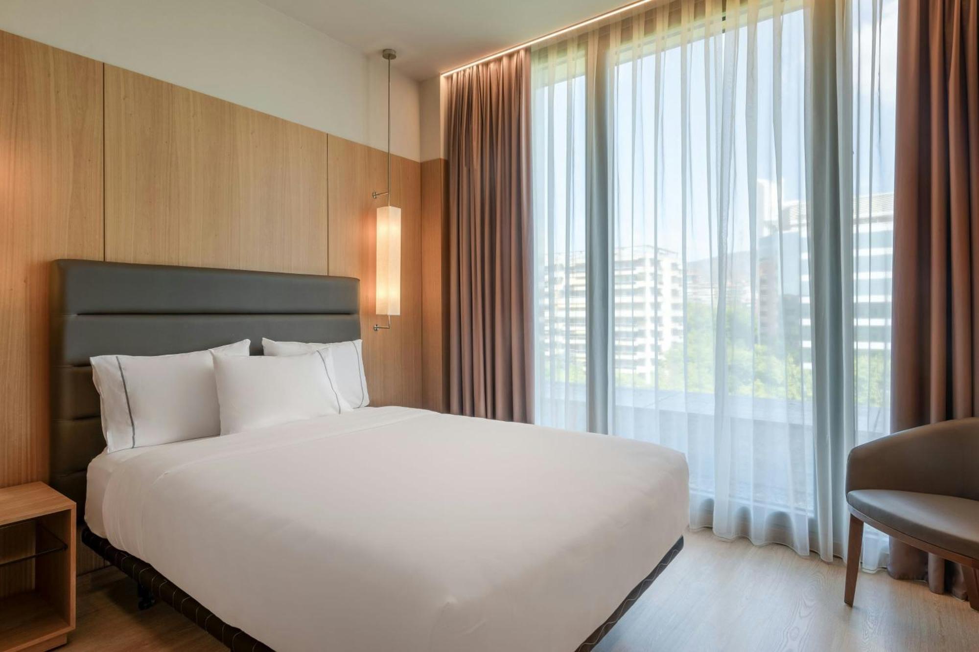 Ac Hotel Diagonal L'Illa By Marriott Barselona Dış mekan fotoğraf