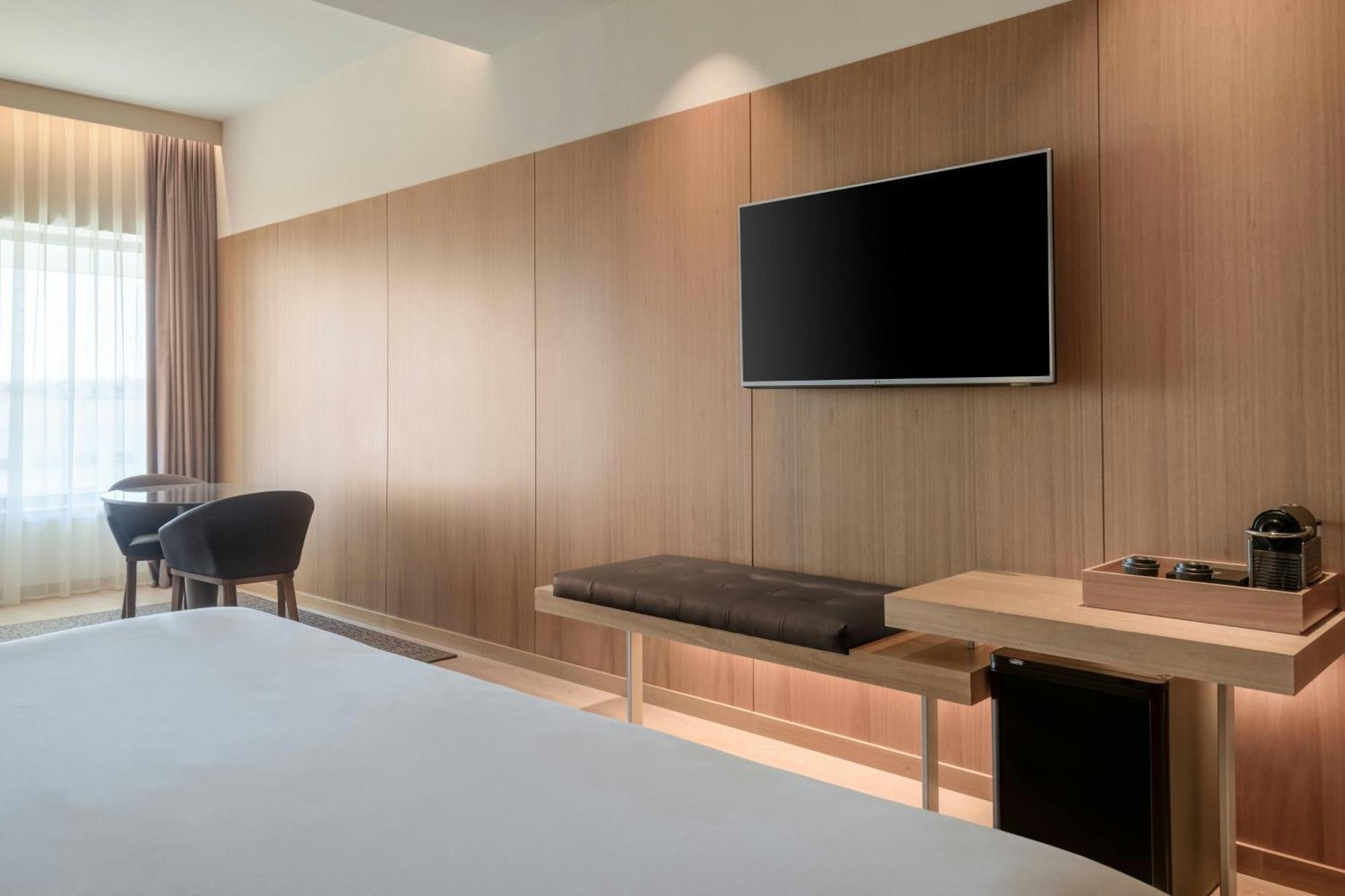 Ac Hotel Diagonal L'Illa By Marriott Barselona Dış mekan fotoğraf