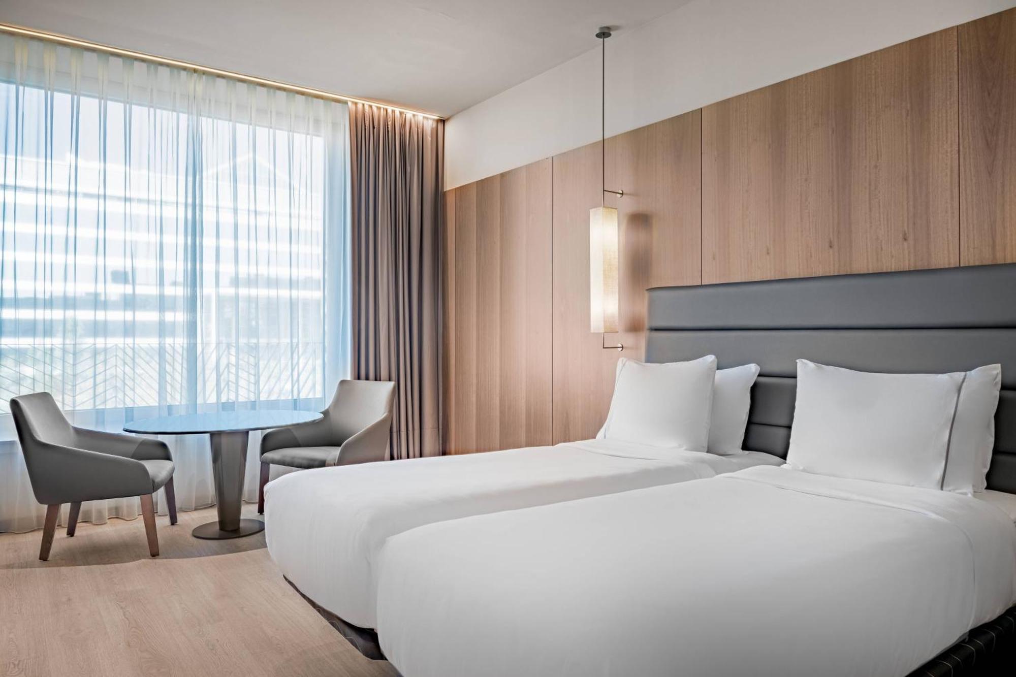 Ac Hotel Diagonal L'Illa By Marriott Barselona Dış mekan fotoğraf