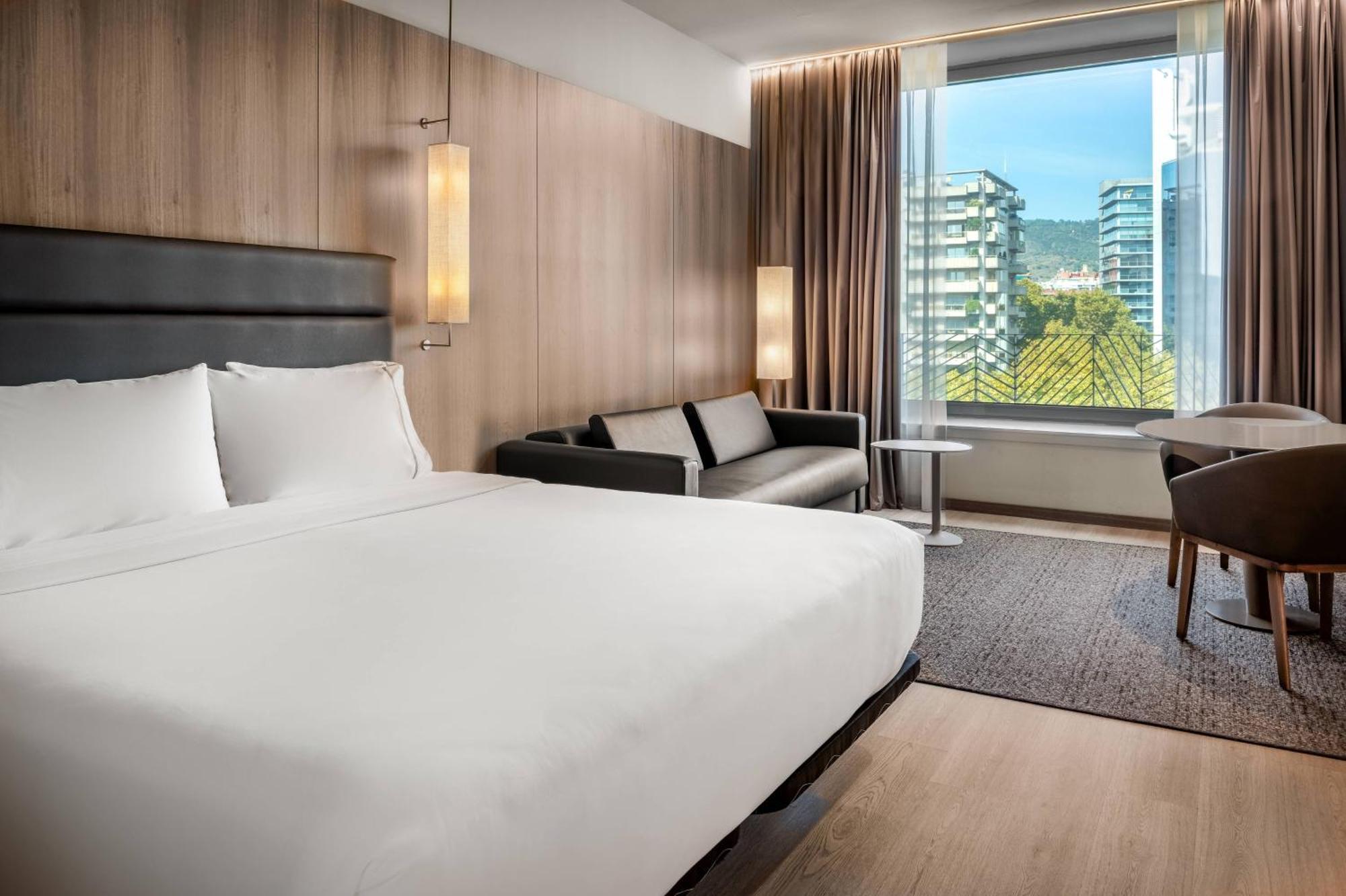 Ac Hotel Diagonal L'Illa By Marriott Barselona Dış mekan fotoğraf